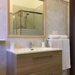 Levante * بوسادا