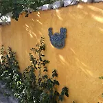 Levante بوسادا