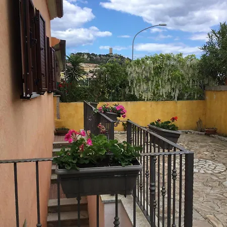 לינה וארוחת בוקר Levante