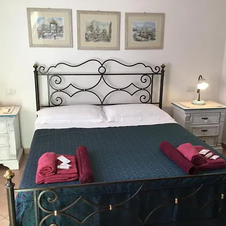 Levante לינה וארוחת בוקר