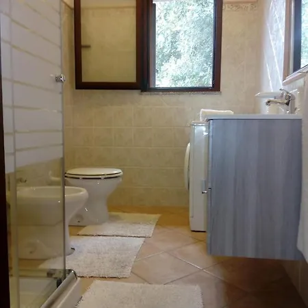 לינה וארוחת בוקר Levante *